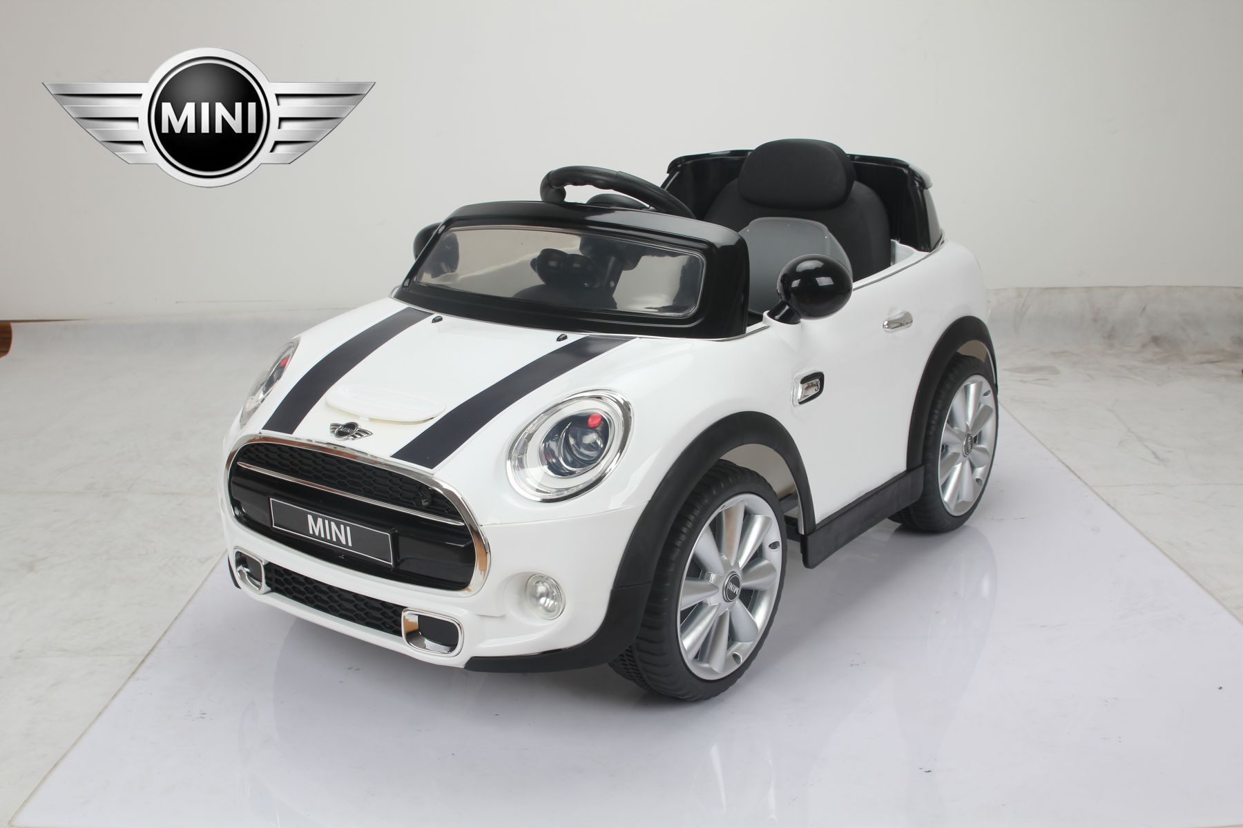 Kids ride on store mini cooper